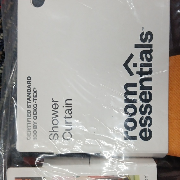 NEW 2 Pack Room Essentials "All Together" Multi Color Shower Curtains72" x 72" - Picture 4 of 6